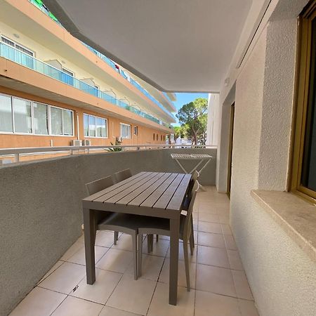 Rentalmar Blue Beach & Pool Салоу Стая снимка